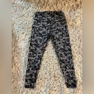 Spyder: High-rise Gray Camo Leggings